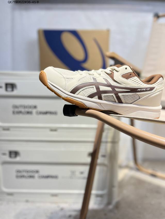 Asics Rivre Cf Asics classic running shoes are now popular with functional and o