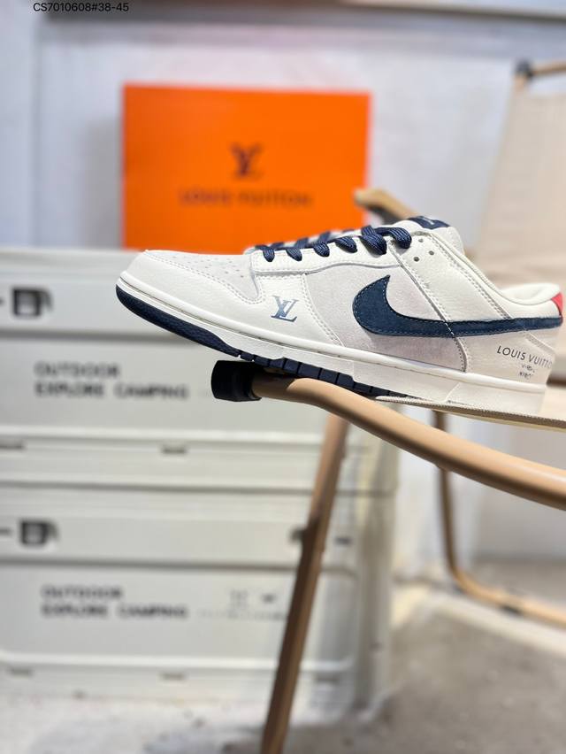 Nike Dunk Low Sneakers Sb Series classic and versatile casual sports sneakers. T