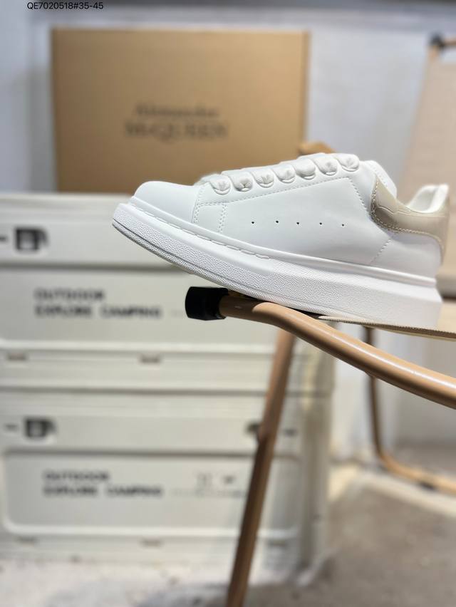 Alexander Mcqueen Alexander McQueen Alexander box packaging Ss spring and summer