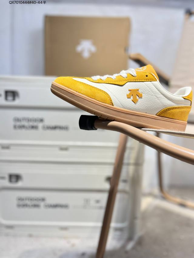 Descente Court Sb Best quality on the market, differentiated by market version