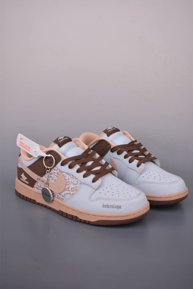Nike Sb Dunk Low Balenciaga collaborationPurely original product from a large fa