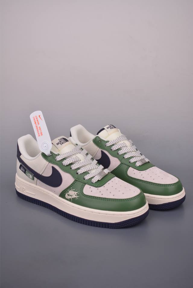 Nike Air Force 1 Low white, black and greenOriginal last and cardboard create a