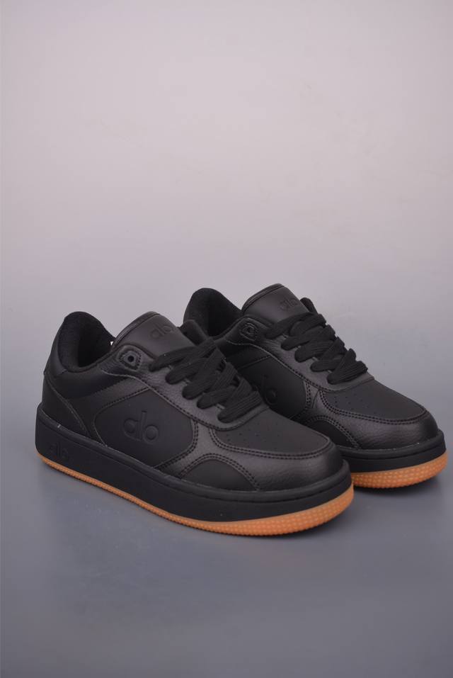 Alo Yoga Recovery Mode Comfortable, simple, non-slip and wear-resistant low-top