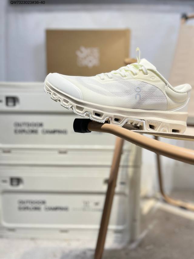 On Cloudnova Flux lightweight, comfortable, breathable, and cushioned running sh
