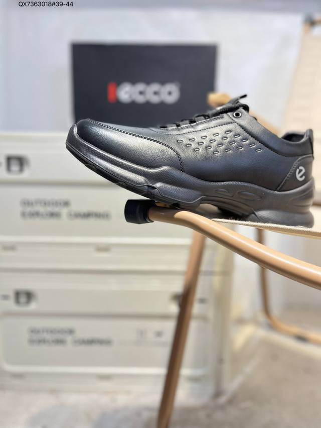Ecco men's shoes are lightweight, breathable, comfortable, and durable. Skin-fri