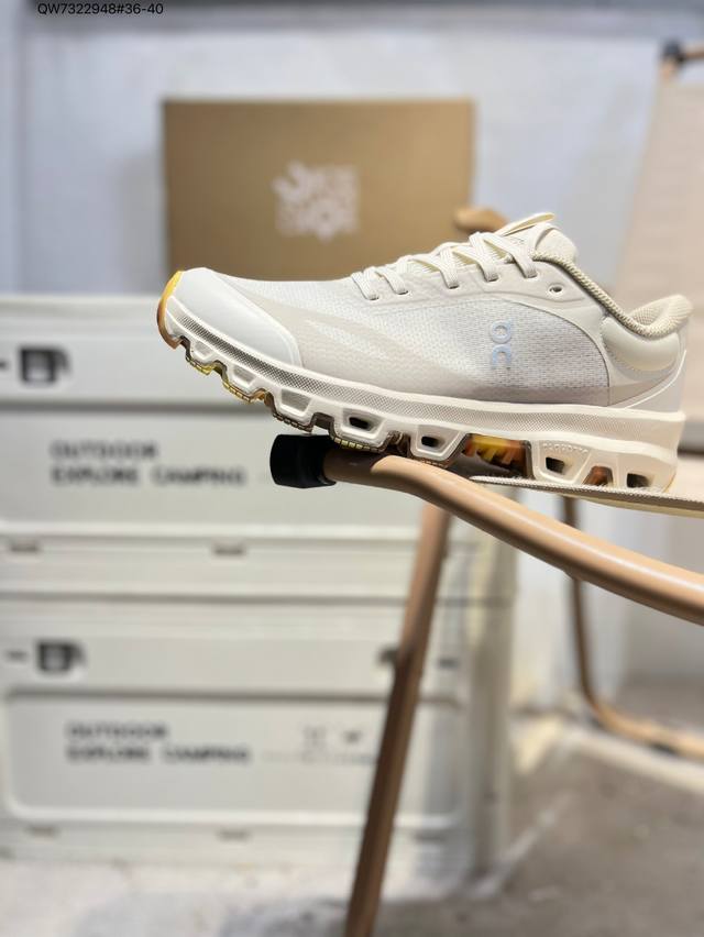 On Cloudnova Flux lightweight, comfortable, breathable, and cushioned running sh