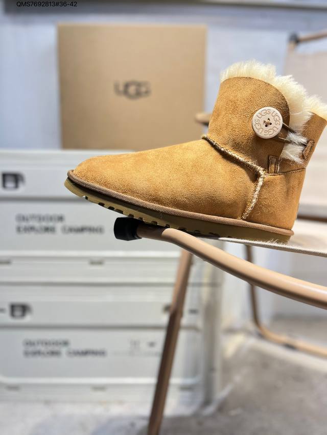 Ugg snow boots with waterproof suede leather uppers. American luxury brand Ugg W