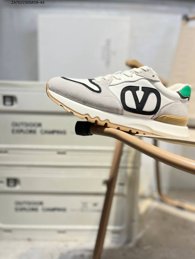 Developed based on original last data#Using soft, grainy, first-layer cowhide up