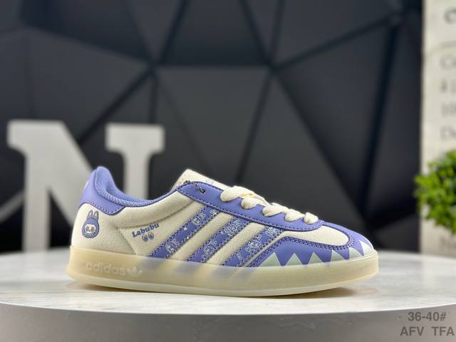Adidas Samba Og Classic Shoe Model Adidas's nearly 70-year-old classic Samba Og