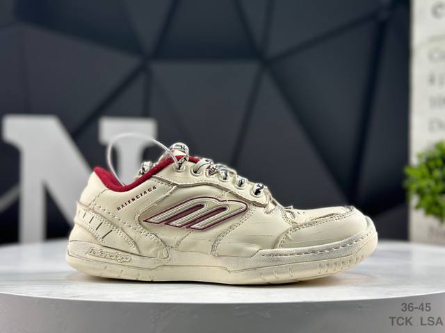 Balenciaga Hamptons Worn Out 18th Generation Handcrafted Distressed Leather Roun