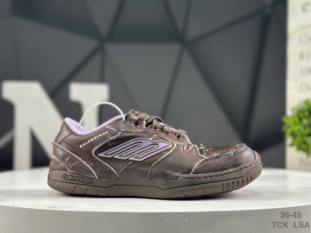 Balenciaga Hamptons Worn Out 18th Generation Handcrafted Distressed Leather Roun