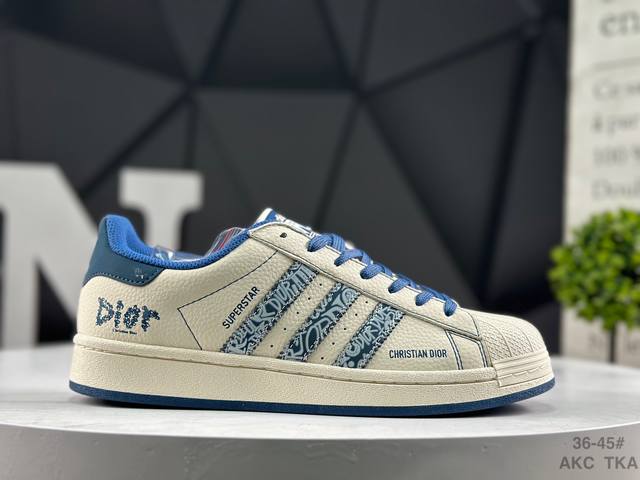 Company-grade Adidas Superstar Casual Sneakers with half sizes. Exclusive contro