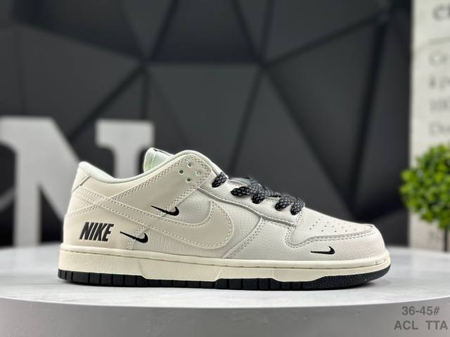 Nike Dunk Low Sneakers, SB series, classic and versatile casual sports sneakers.