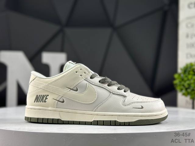 Nike Dunk Low Sneakers, SB series, classic and versatile casual sports sneakers.