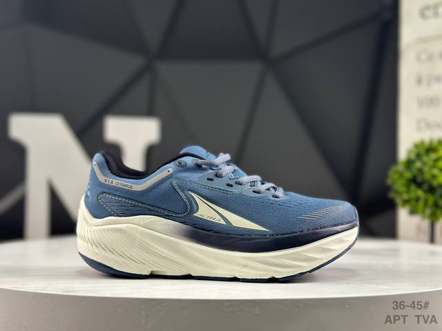 First-layer, half-size Altra is an American sports brand that provides professio
