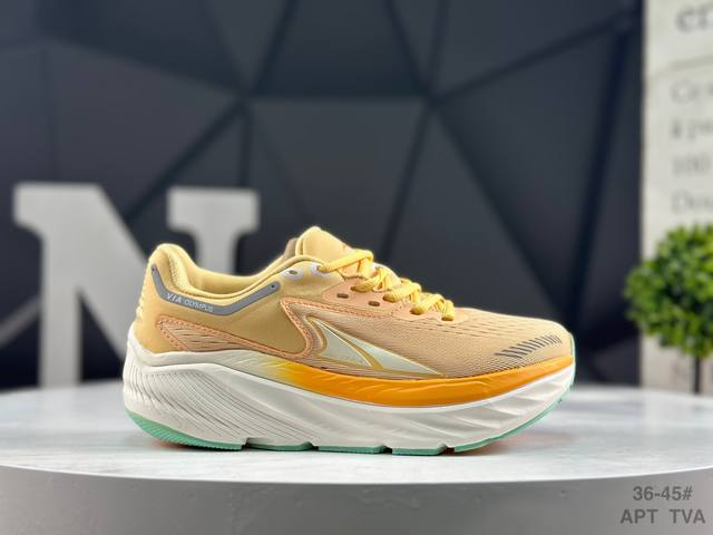 First-layer, half-size Altra is an American sports brand that provides professio