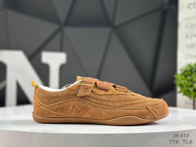 Adidas Urban Reverie, comfortable and stylish Velcro-strap non-slip and durable