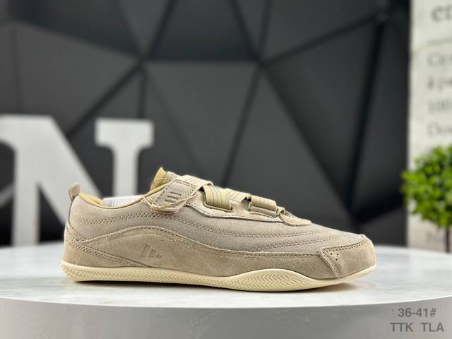 Adidas Urban Reverie, comfortable and stylish Velcro-strap non-slip and durable