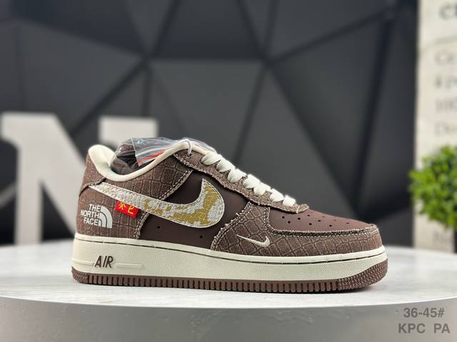Nike Air Force 1 '07 Low, low-top athletic and casual shoes. Features a complex