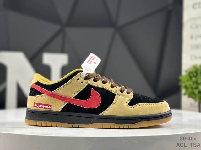 Nike Dunk Low Sneakers, SB series, classic and versatile casual sports sneakers.