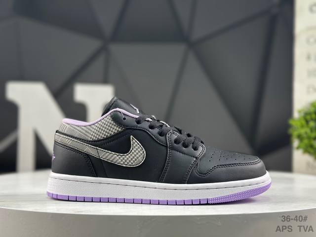 Authentic Nike Air Jordan 1 Low with half sizes, official order, top-grade pure