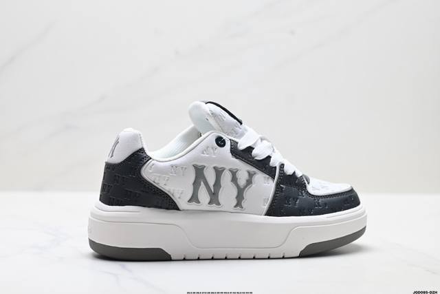 Company Grade Mlb New York Yankees Chunky Liner Embo Monogram Stylish Comfortabl