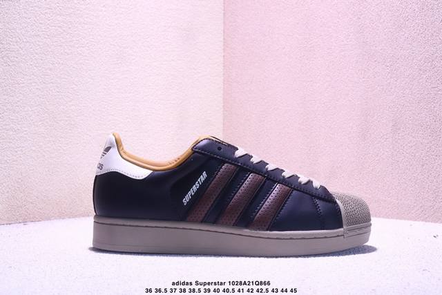 Ad Originals Superstar Classic Retro Shell Toe Platform Shoe Born in 1969, the S