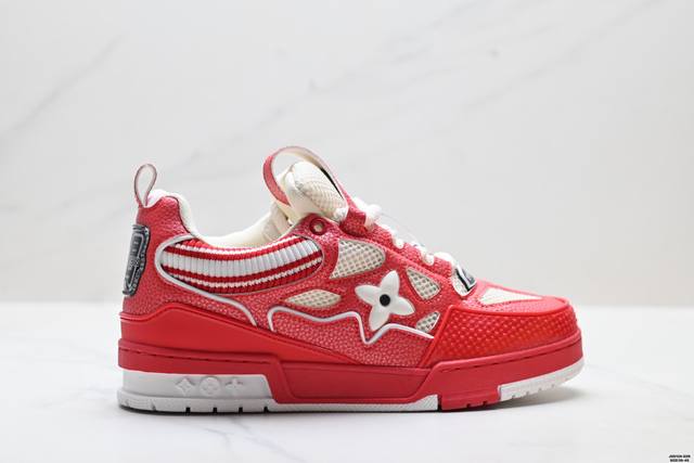 Authentic Louis Vuitton Trainer Sneaker Low, Brand New, Casual Sportswear Style,