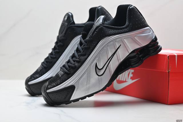 Authentic Nike Shox R4 Low-Top Sporty Casual Sneakers Ddd. Relive the era of CDs