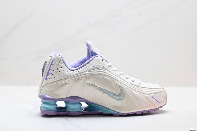 Authentic Nike Shox R4 Low-Top Sporty Casual Sneakers. Relive the era of CDs and