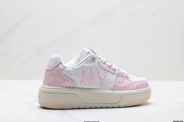 Company Grade Mlb New York Yankees Chunky Liner Embo Monogram Stylish Comfortabl