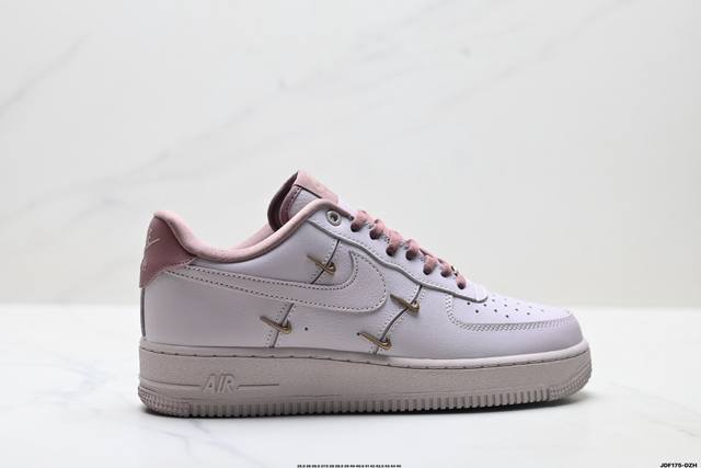 Authentic Nike Air Force 1 '07 Low-top versatile casual sneakers. Soft, responsi