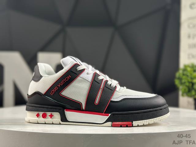 Louis Vuitton Lv sneakers (Ddd). A must-have style from the popular reality show