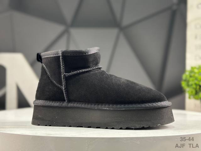 The origins of the Ugg brand can be traced back to Australia. During World War I