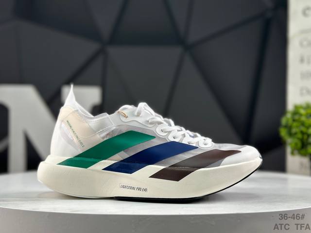 Men's and women's half-size shoes# Made with breathable mesh fabric and hot-melt