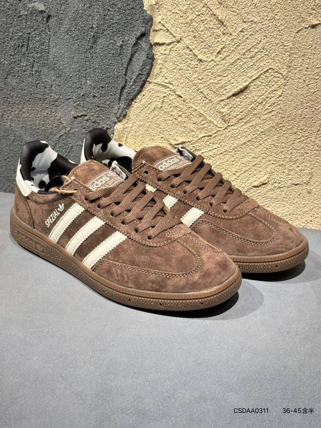 Adidas Samba Og Samba sneakers with 3D Samba gold foil logo, differentiating the