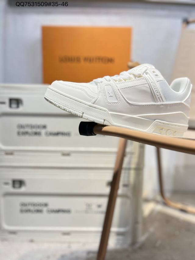 Louis Vuitton Lv sneakers New Lv Trainer latest colorway sneakers L brand basket