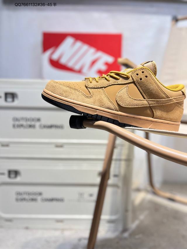 Nike Dunk Low Sneakers, SB series, classic and versatile casual sports sneakers.