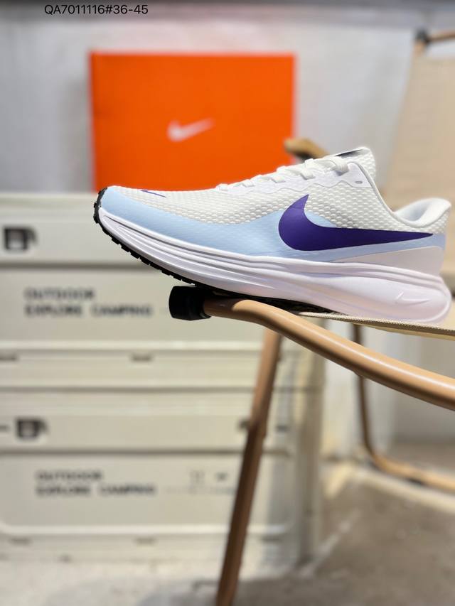 Nk Revolution 8 London 8th Generation Ultralight Mesh Running Shoes combine a sw