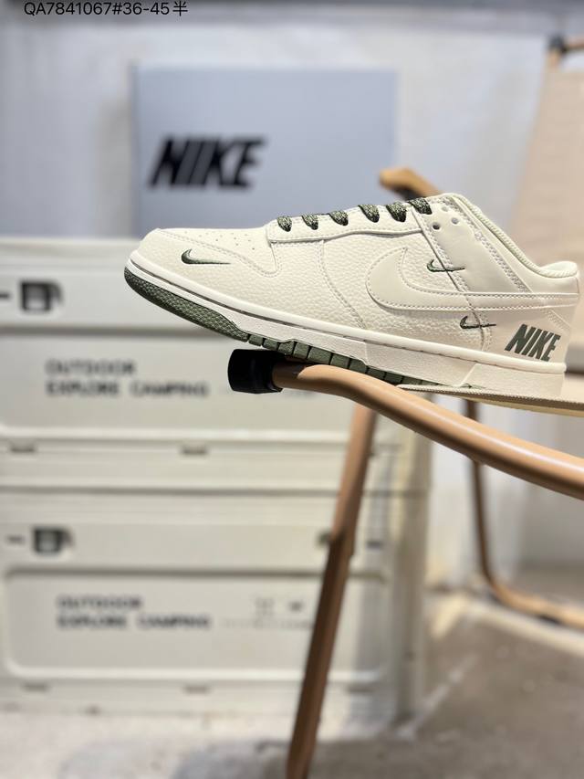 Genuine Original, Special Price, Top-Grain Version Nike SB Dunk Low. Highly Reco