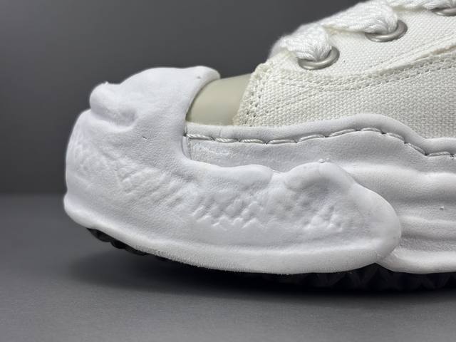 Mihara Kangyu Blacky Comfortable, Stylish, Versatile Low-Top Casual Shoes, White