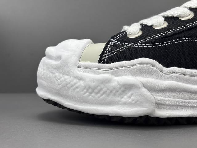 Hank Fabric Fashionable Versatile Low-Top Casual Shoes in Black