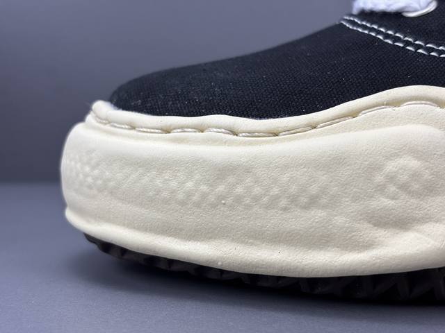 Mihara Kangyu Baker Og Sole Canvas Low-Top Fashion Sneakers Unisex Black Ddd