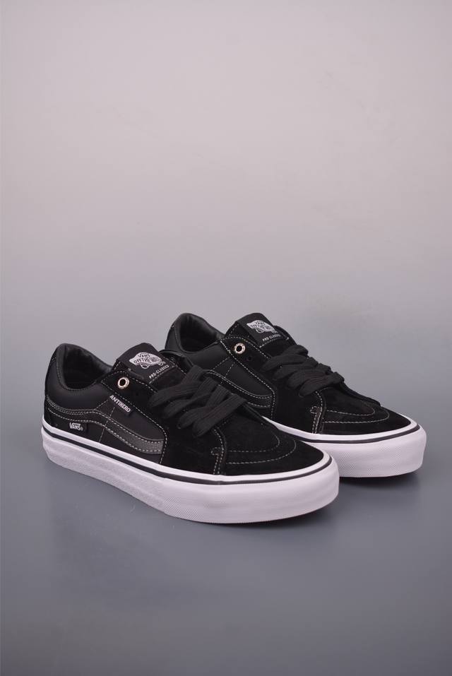 Vans Sk8-Low Peace Dove Collaboration Vans Retro Casual Vulcanized Canvas Sneake