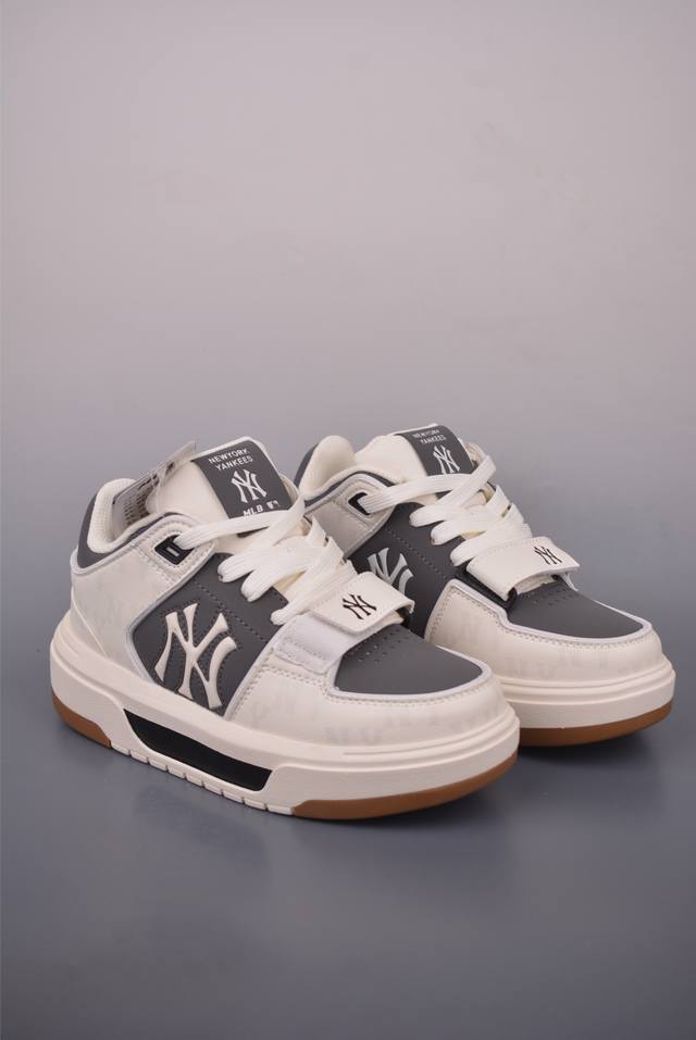 Mlb Chunky Liner Mid Monogram New York Yankees Trendy Thick-Soled Sneakers A ret