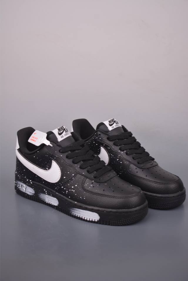 Nike Air Force 1 Low Black and White Splatter Paint. Made with original last and