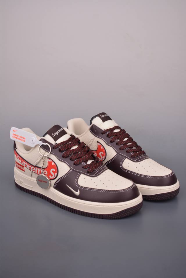 Nike Air Force 1 Low Supreme Collaboration. Made with original last and cardboar
