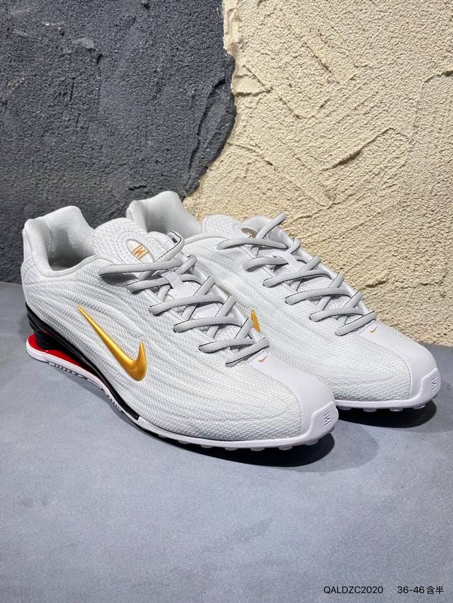 New Arrival Real Shot The toe is long and sleek, with clean and flowing wavy lin