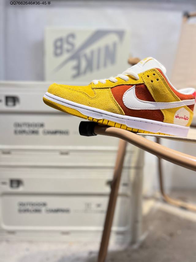 Nike Dunk Low Sneakers, SB series, classic and versatile casual sports sneakers.