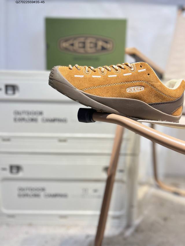 Keen Jasper Rocks Sp, a popular American outdoor brand, presents its retro low-t